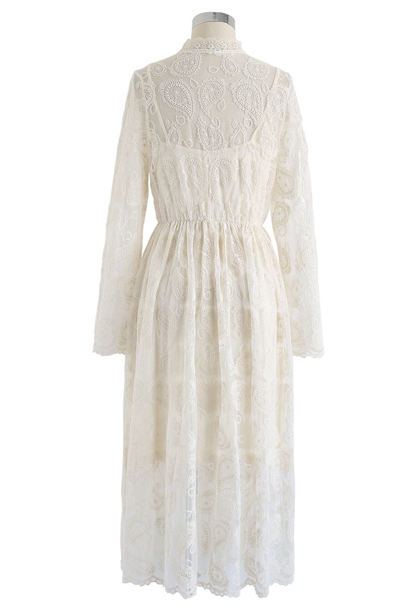 Drop-Shaped Embroidery Lacy Wrap Dress in Cream